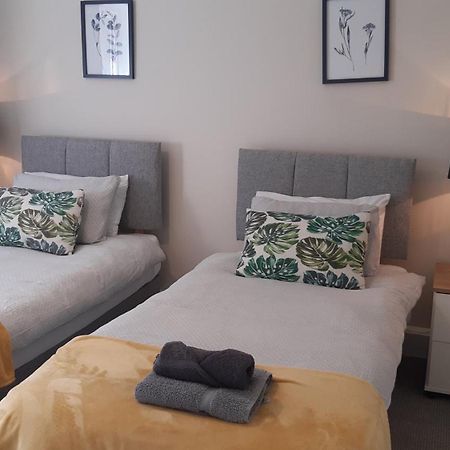 Carvetii - Clark House - Spacious Ground Floor Flat ロサイス エクステリア 写真